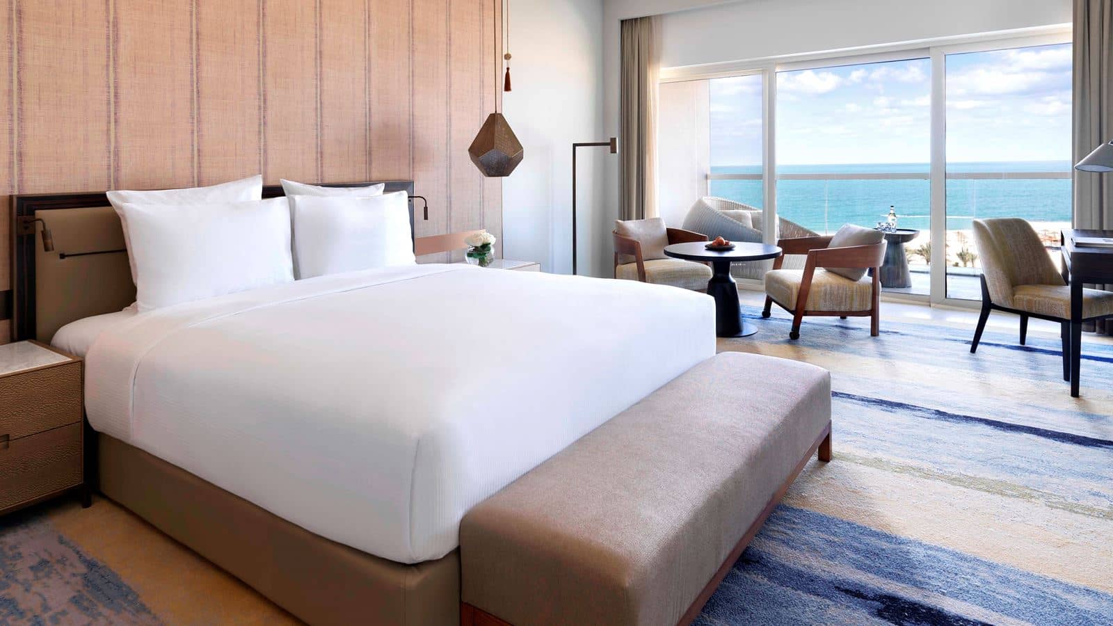 rooms-infinity-ocean-view-club-room