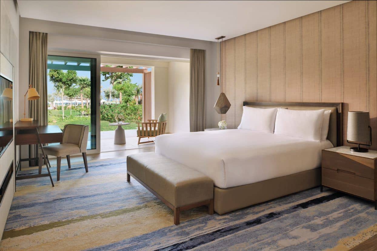 rooms-garden-terrace-one-bedroom-club-suite