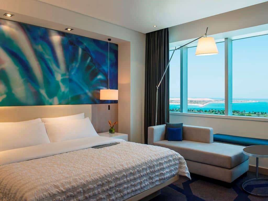 rooms-deluxe-room