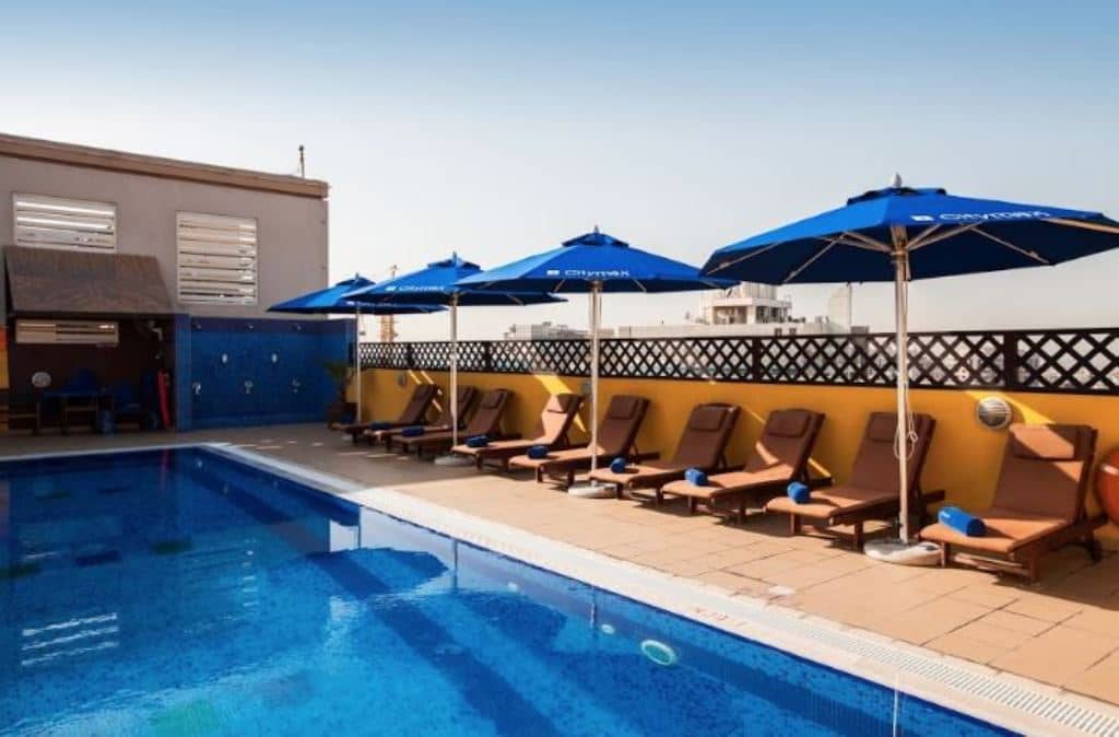 pools-outdoor-pool