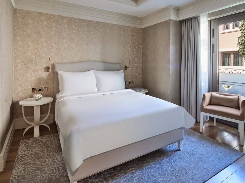 rooms-club-villa