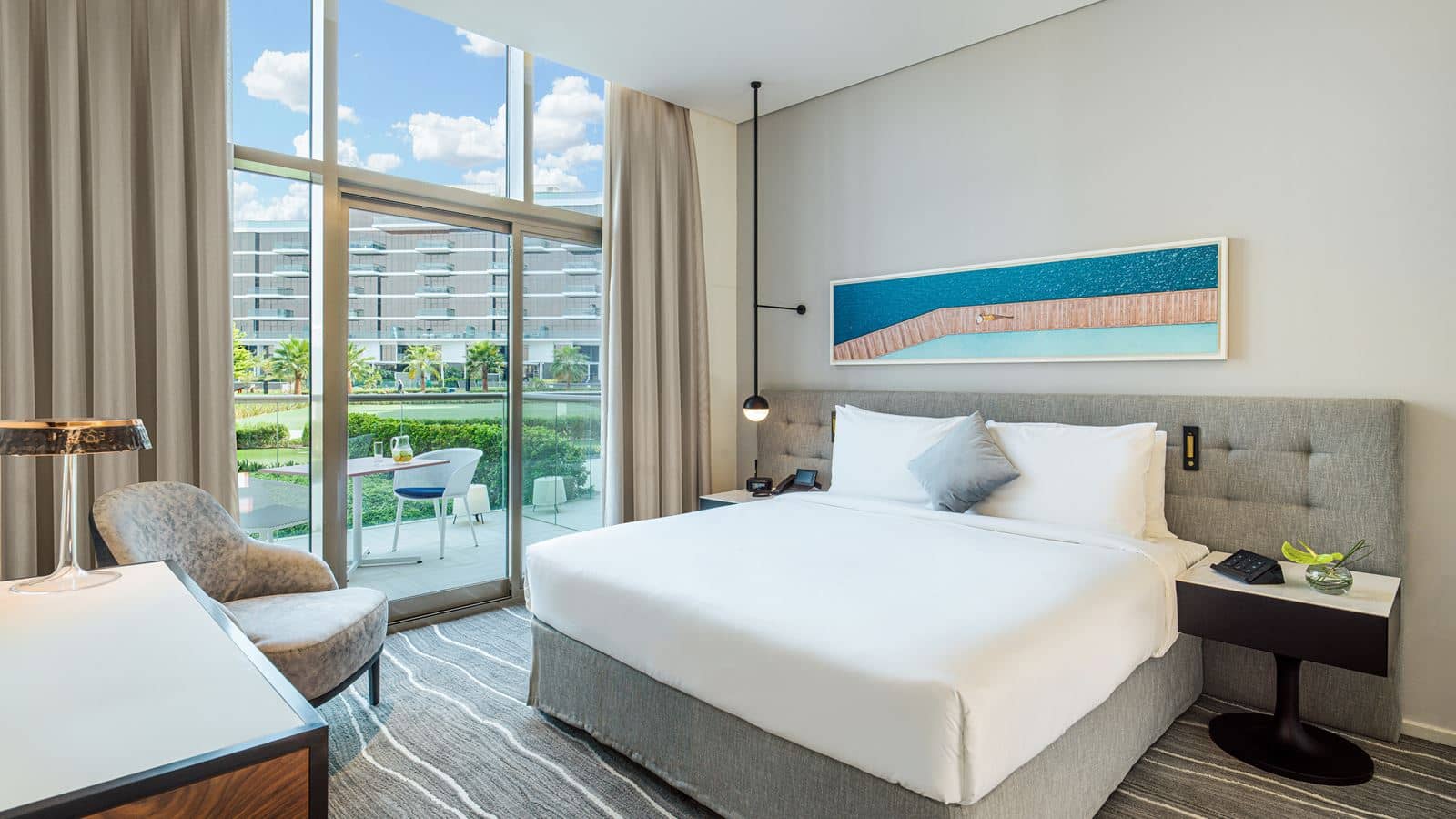 rooms-one-bedroom-suite-palm-sea-view