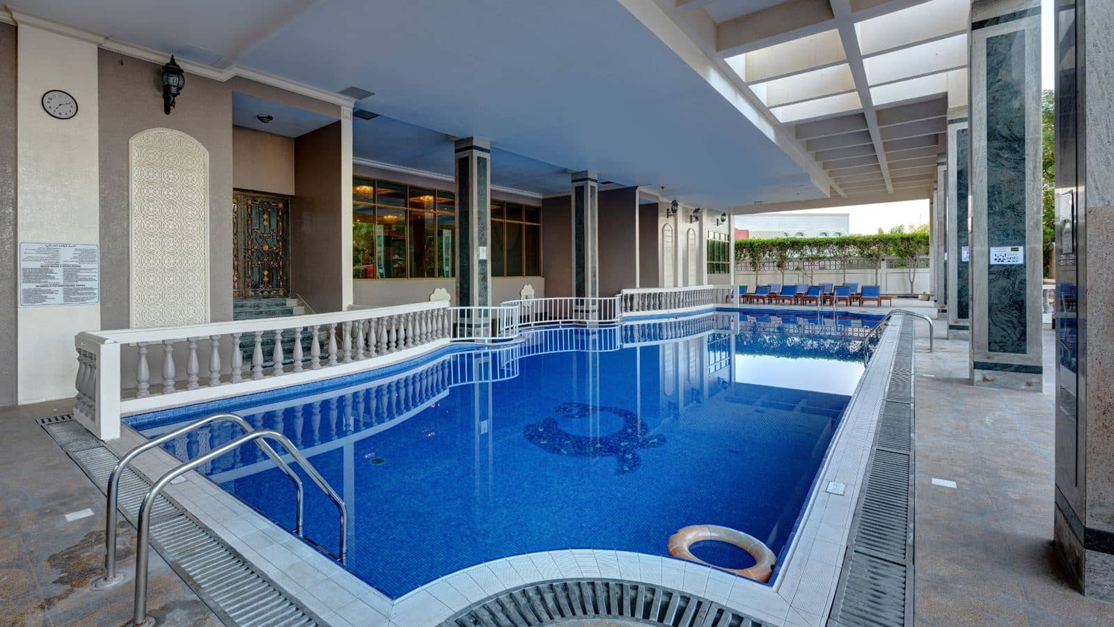 pools-outdoor-pool