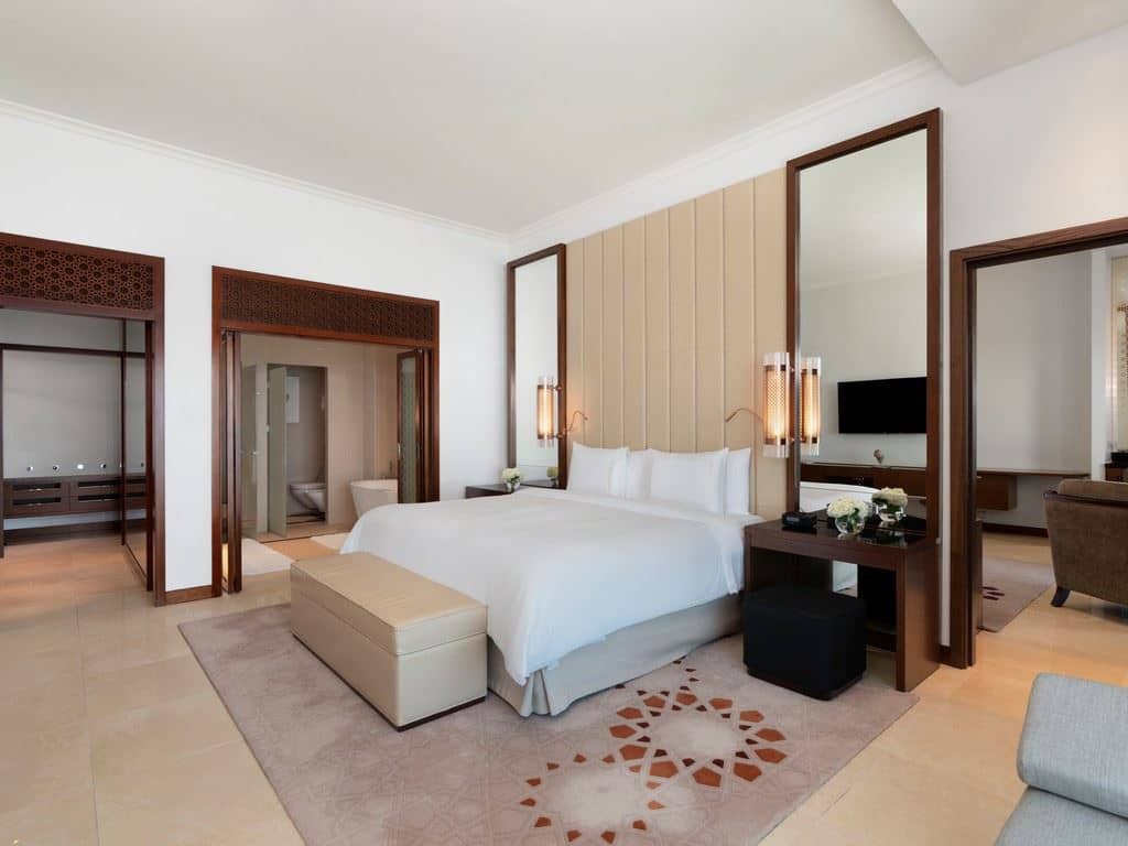 rooms-two-bedroom-family-suite