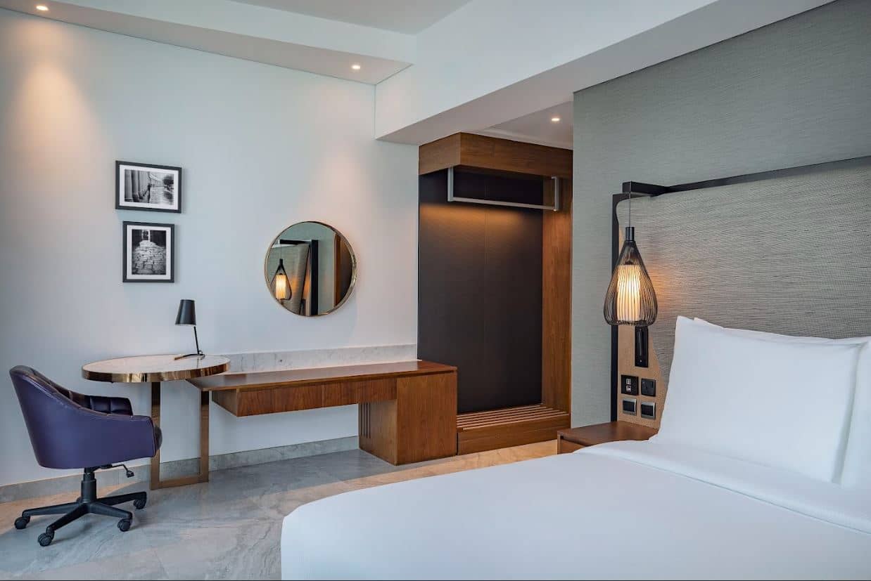 rooms-premier-room