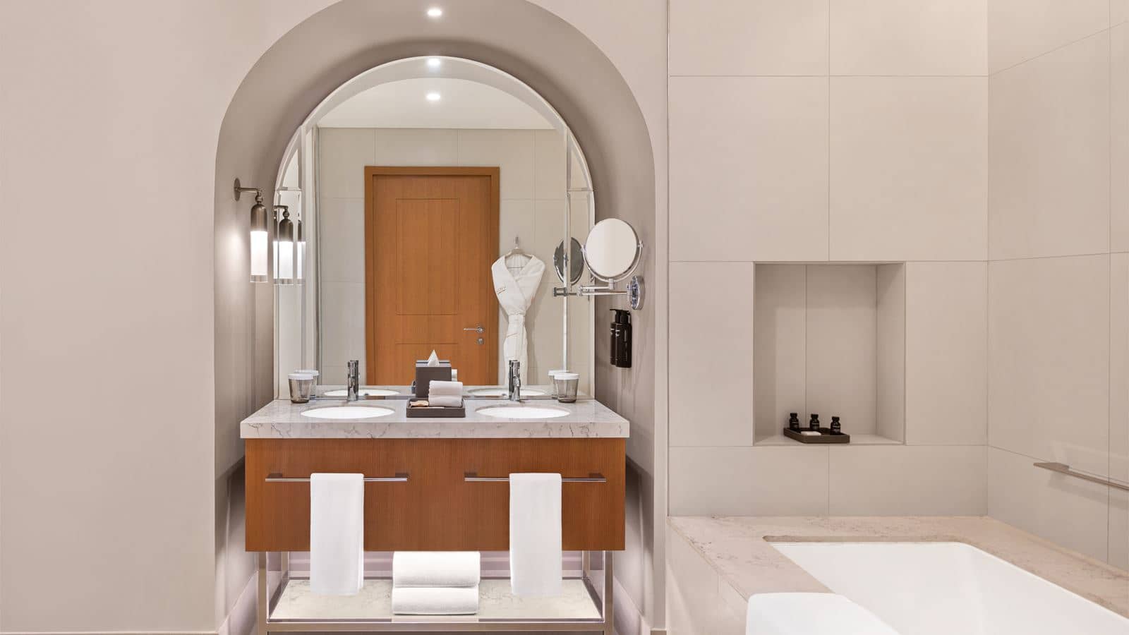 rooms-lagoon-suite
