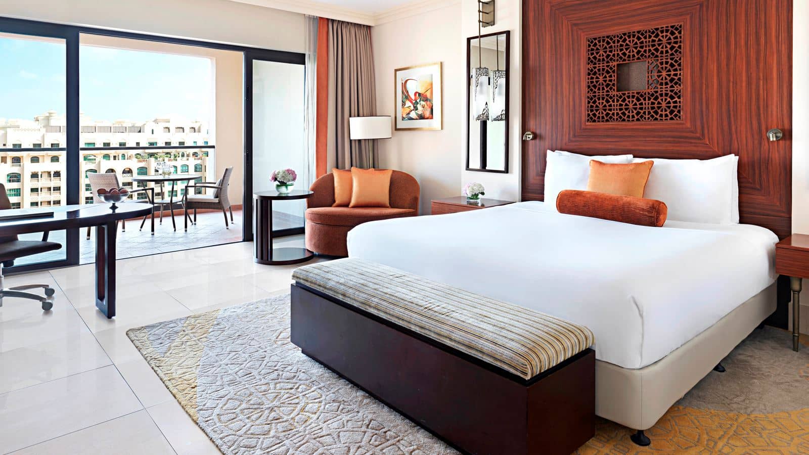 rooms-fairmont-heritage-room-king-city-view
