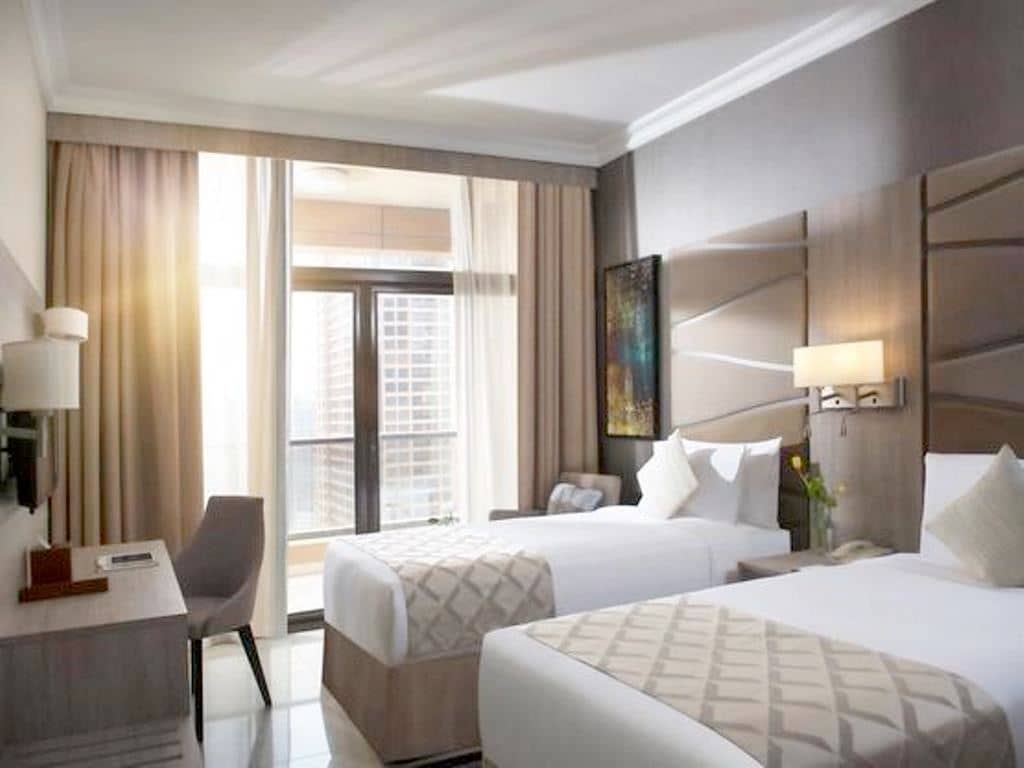 rooms-premium-suite-city-view