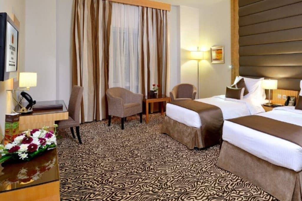 rooms-superior-room