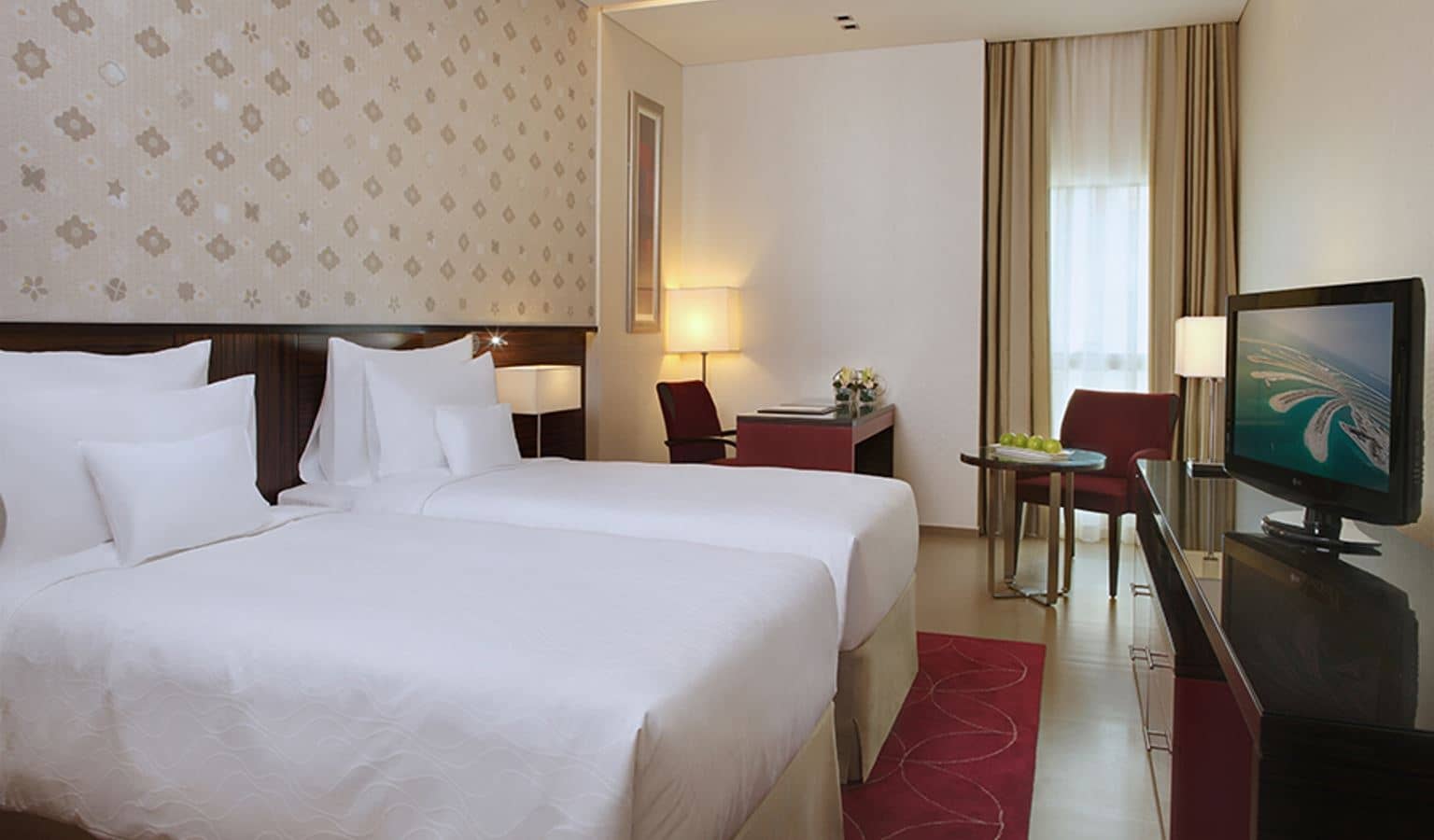 rooms-deluxe-room