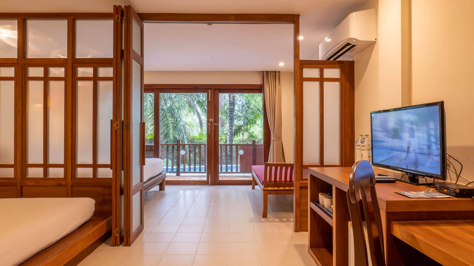 rooms-pool-access-garden-view