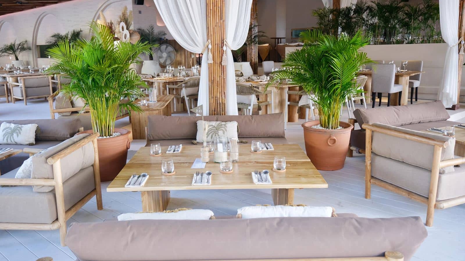 restaurants-the-beach