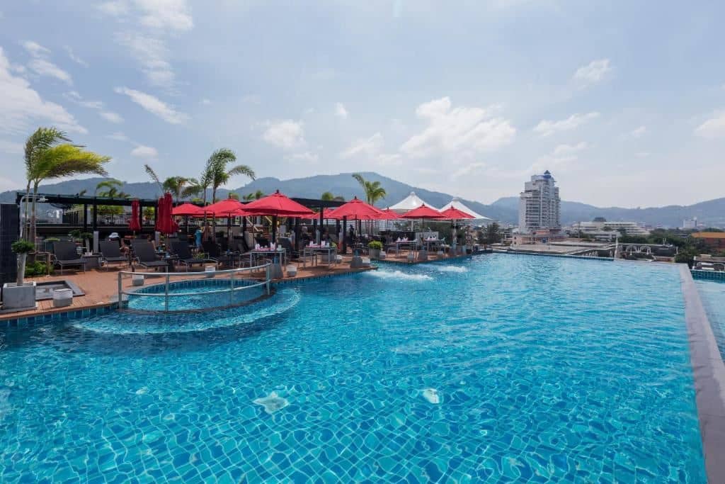 pools-outdoor-pool
