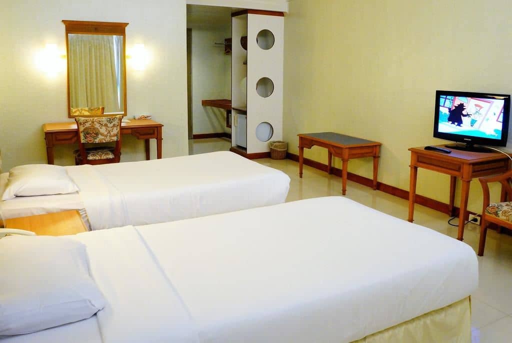 rooms-standard-room