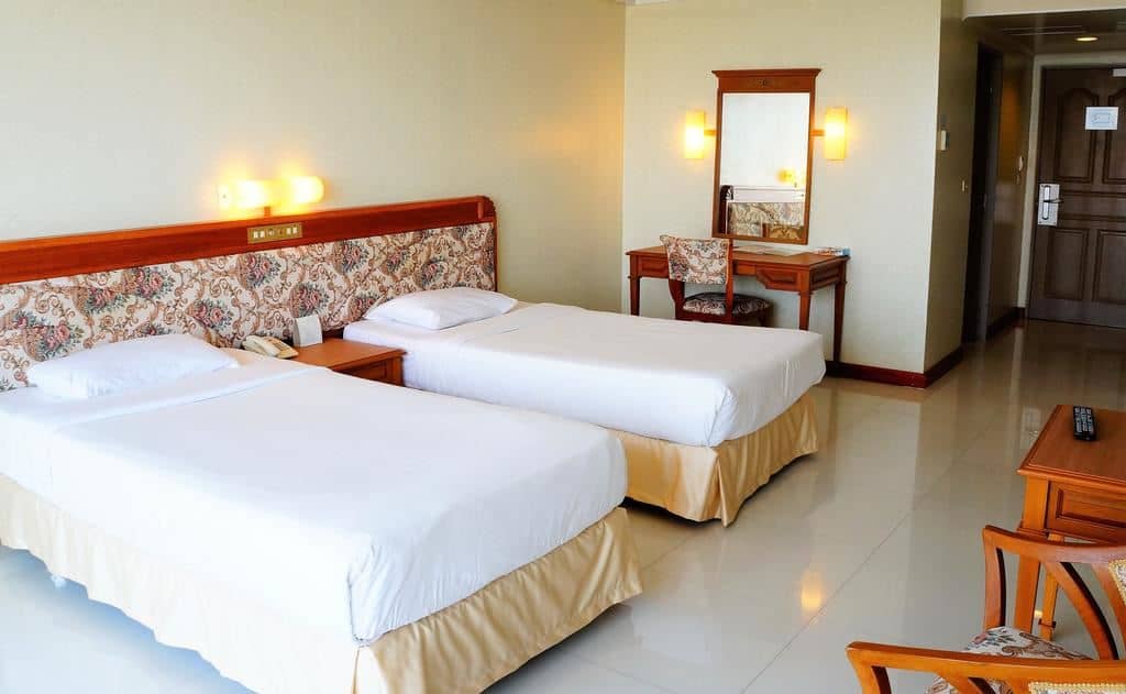 rooms-standard-room