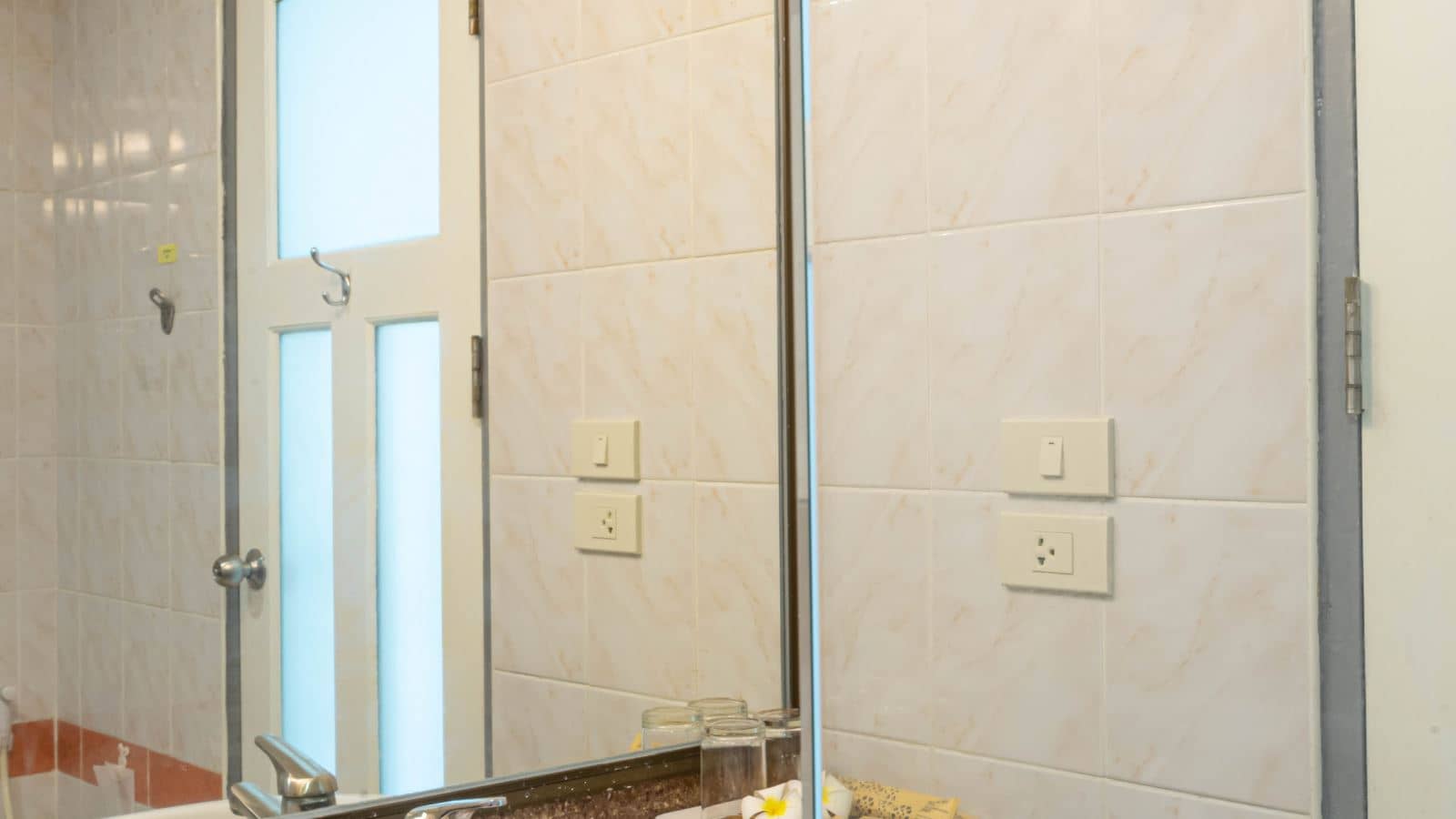 rooms-deluxe-room