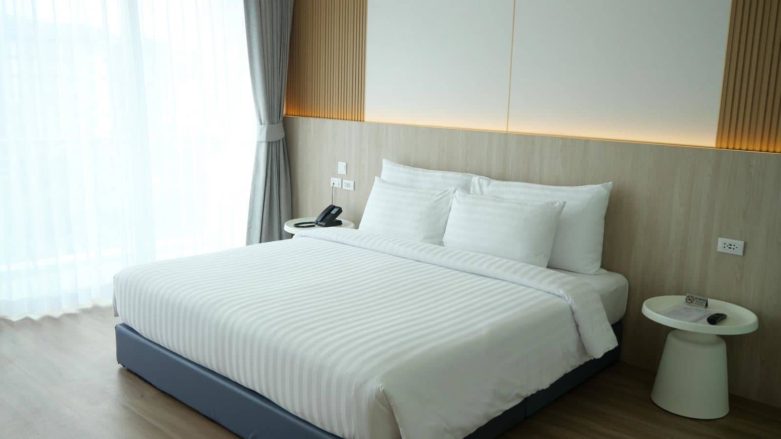 rooms-deluxe-premium