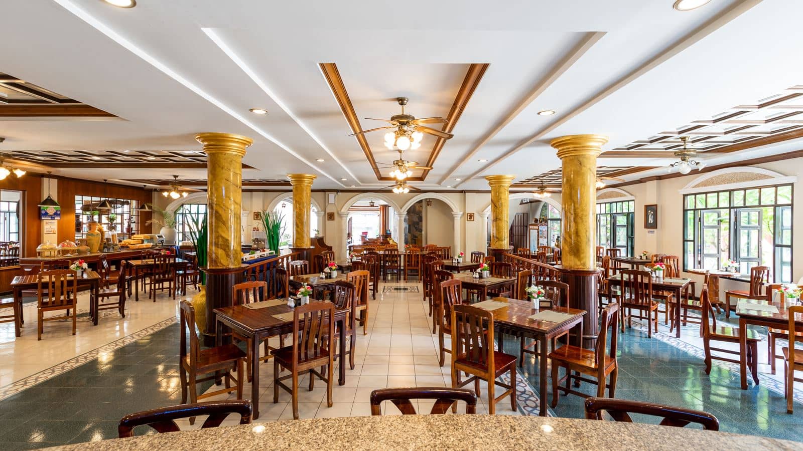 restaurants-tony