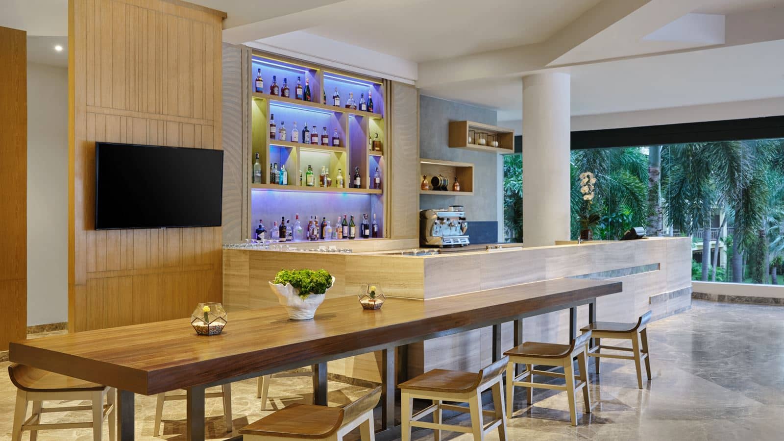 bars-the-lounge