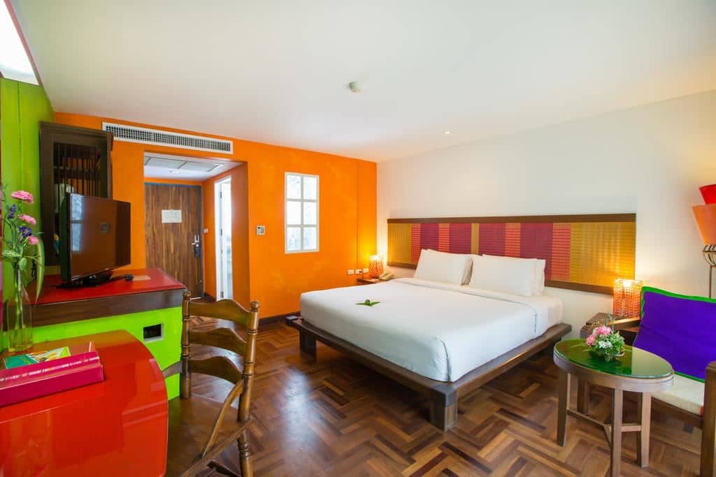 rooms-deluxe-room