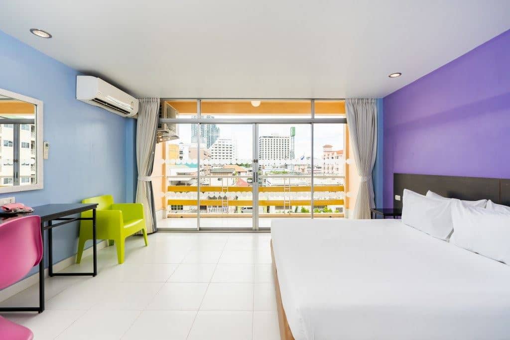 rooms-superior-room