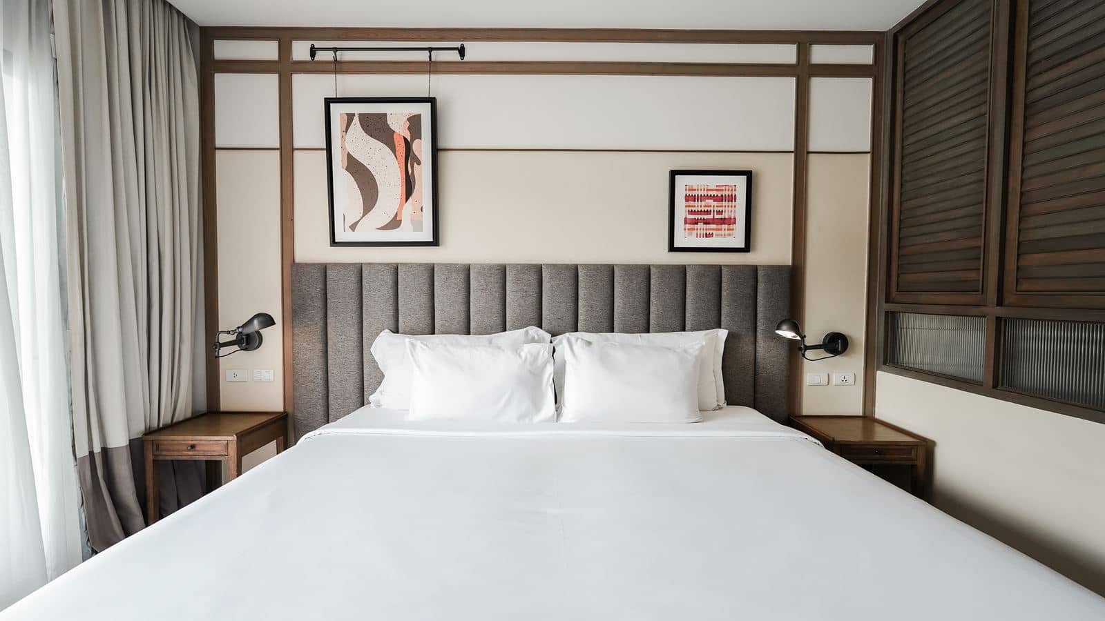 rooms-deluxe-pool-access