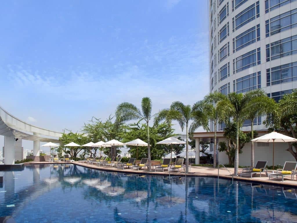 pools-outdoor-pool