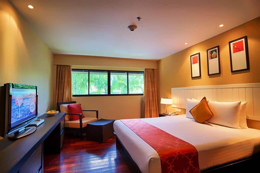 rooms-1-king-suite