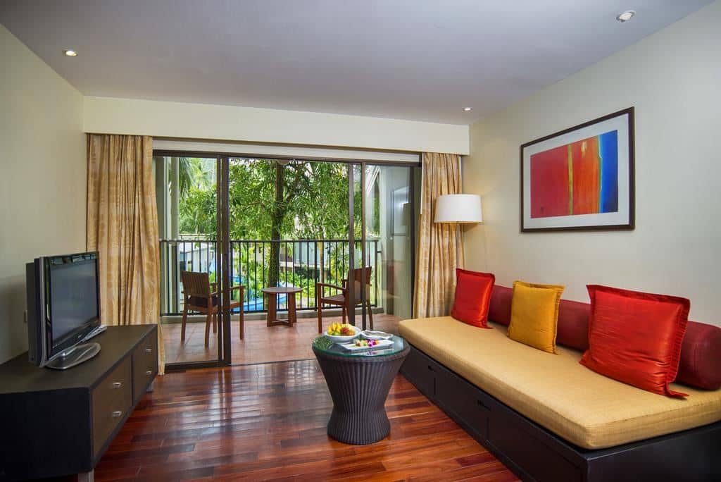 rooms-1-king-suite