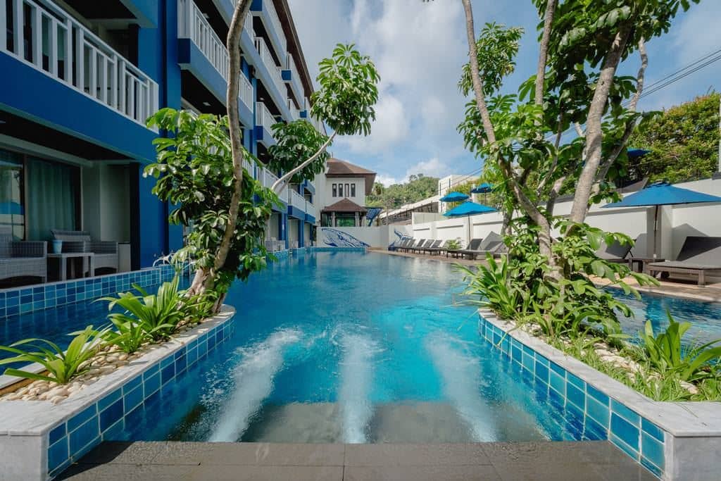pools-outdoor-pool