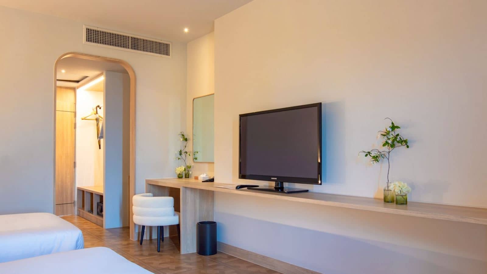 rooms-deluxe-ocean-view