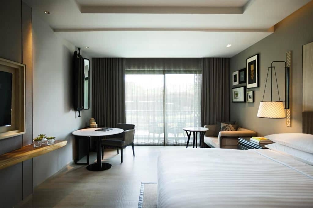 rooms-family-room