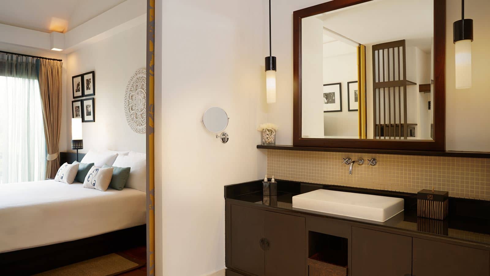 rooms-villa-with-private-pool