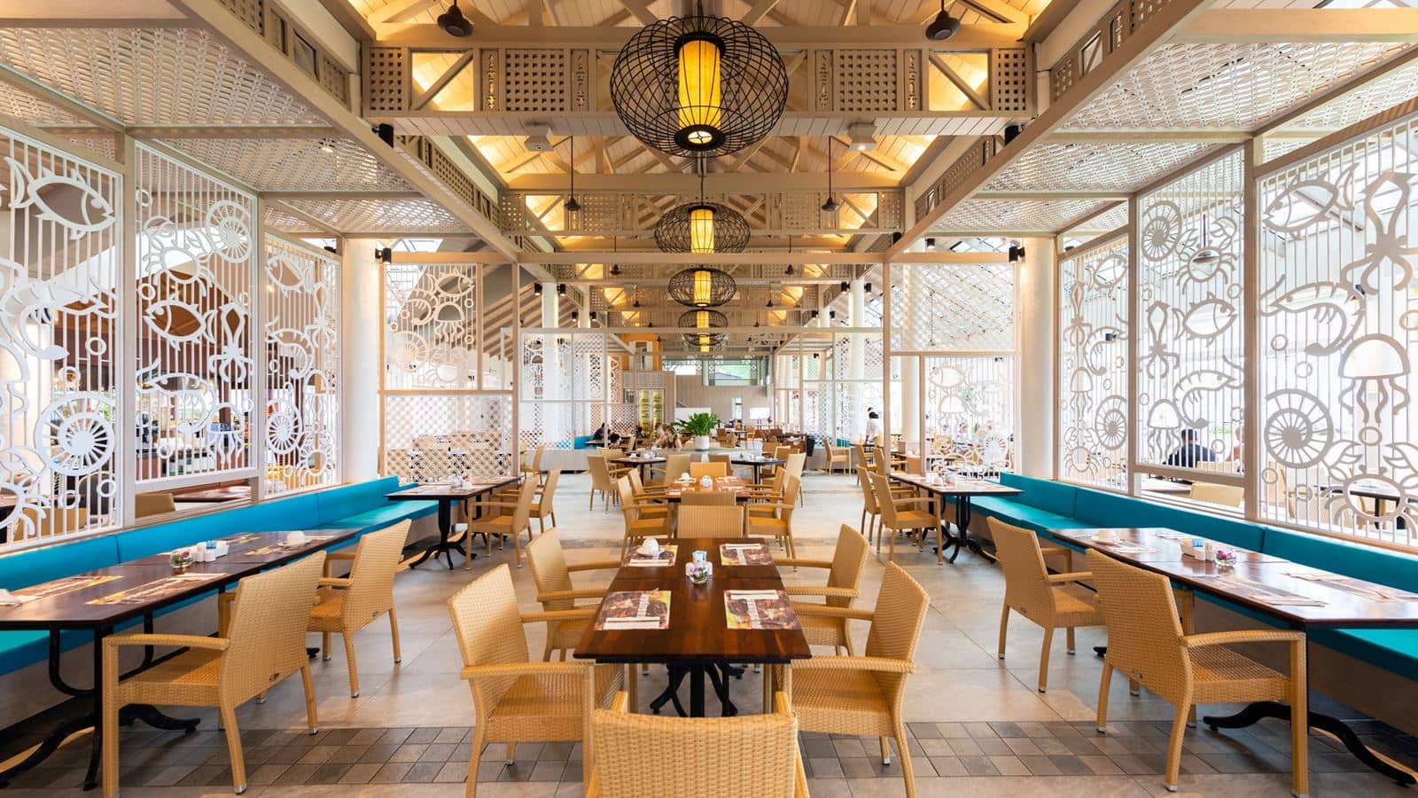 restaurants-chom-talay-restaurant