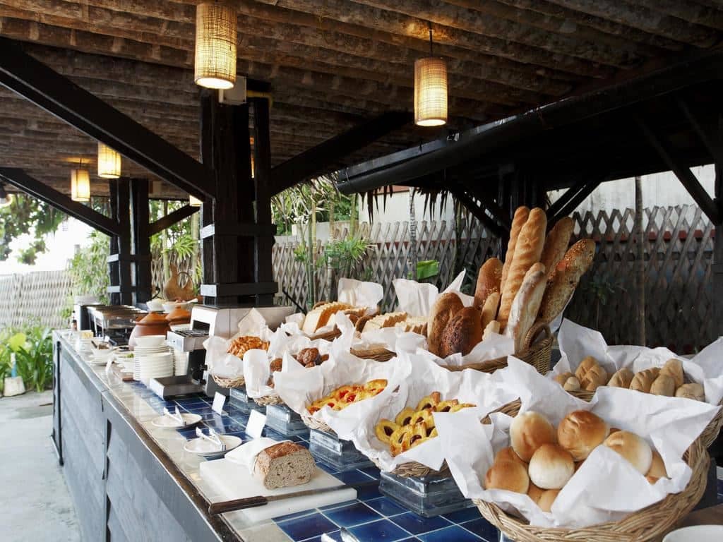 restaurants-sea-breeze-restaurant