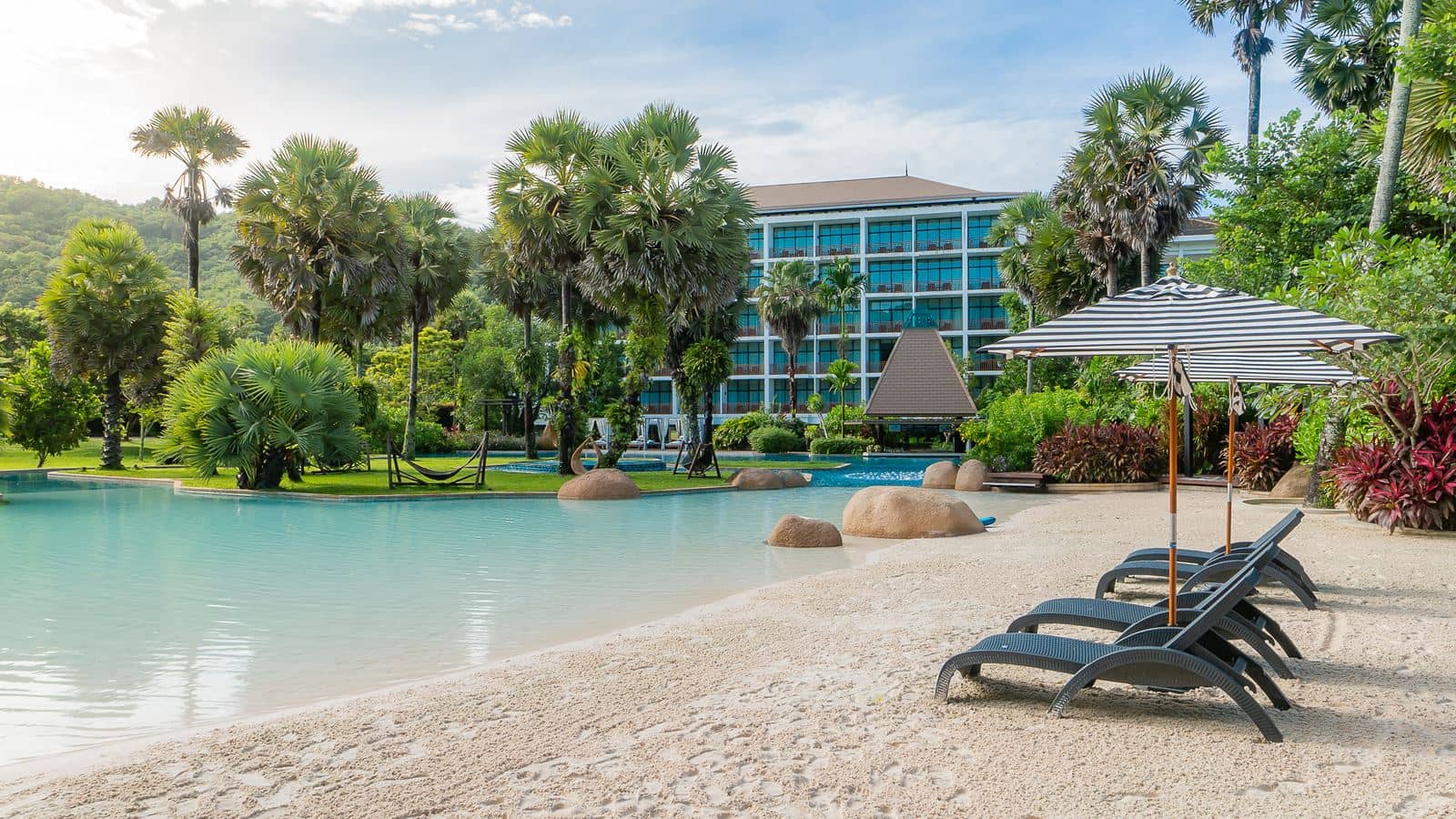 pools-outdoor-pool