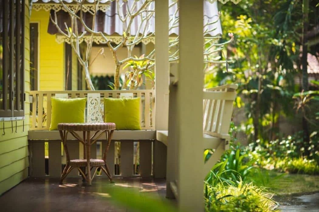 rooms-thai-house-teak-wood