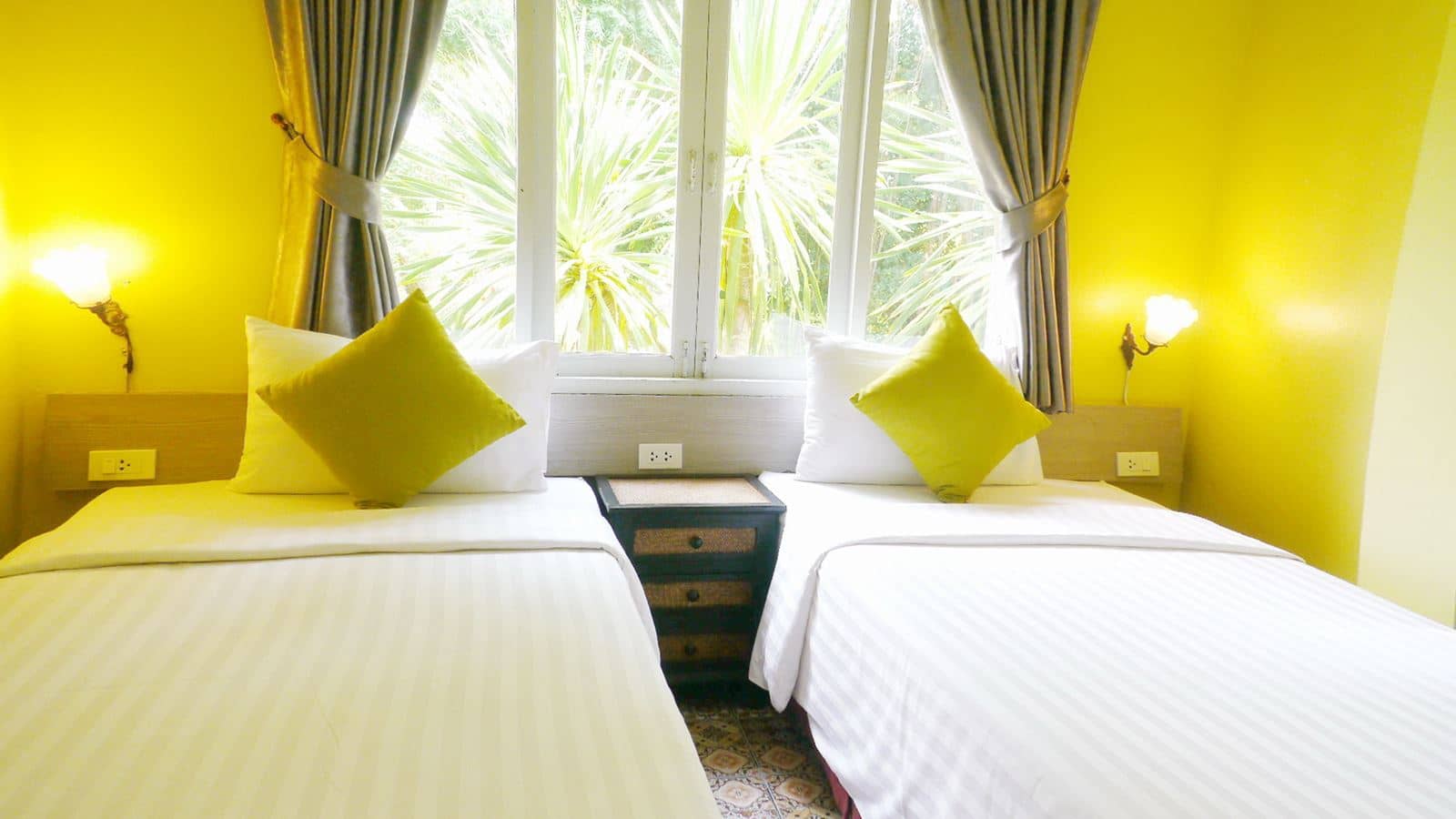 rooms-economy-room