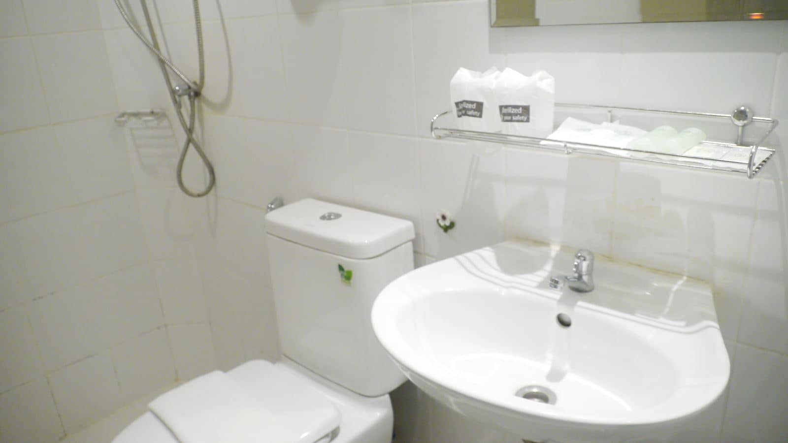 rooms-economy-room