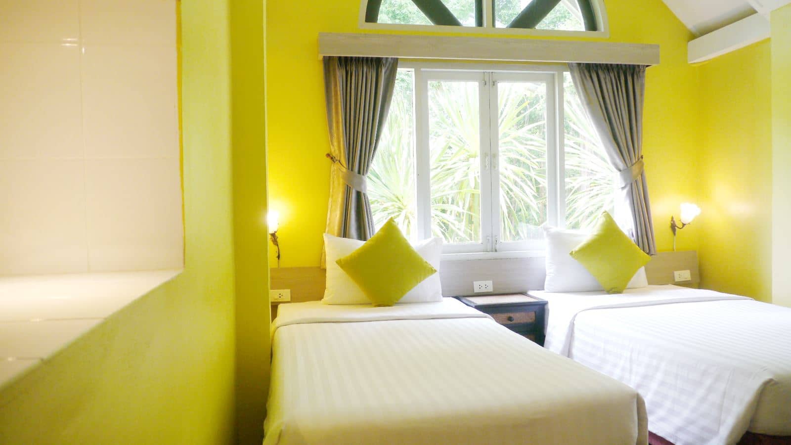 rooms-economy-room