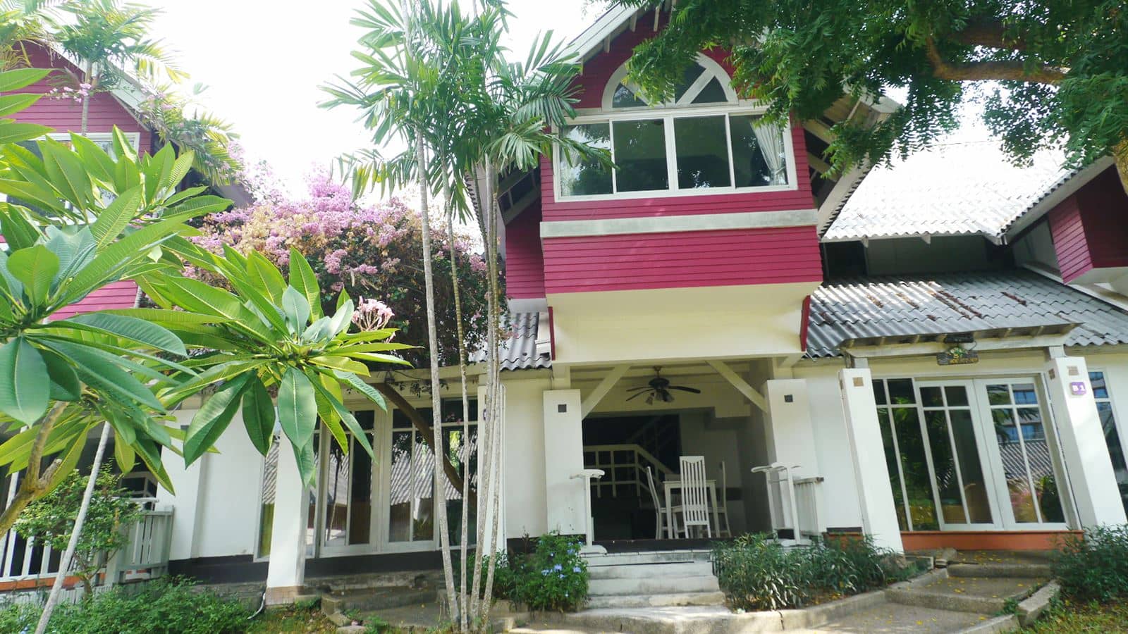 rooms-economy-room