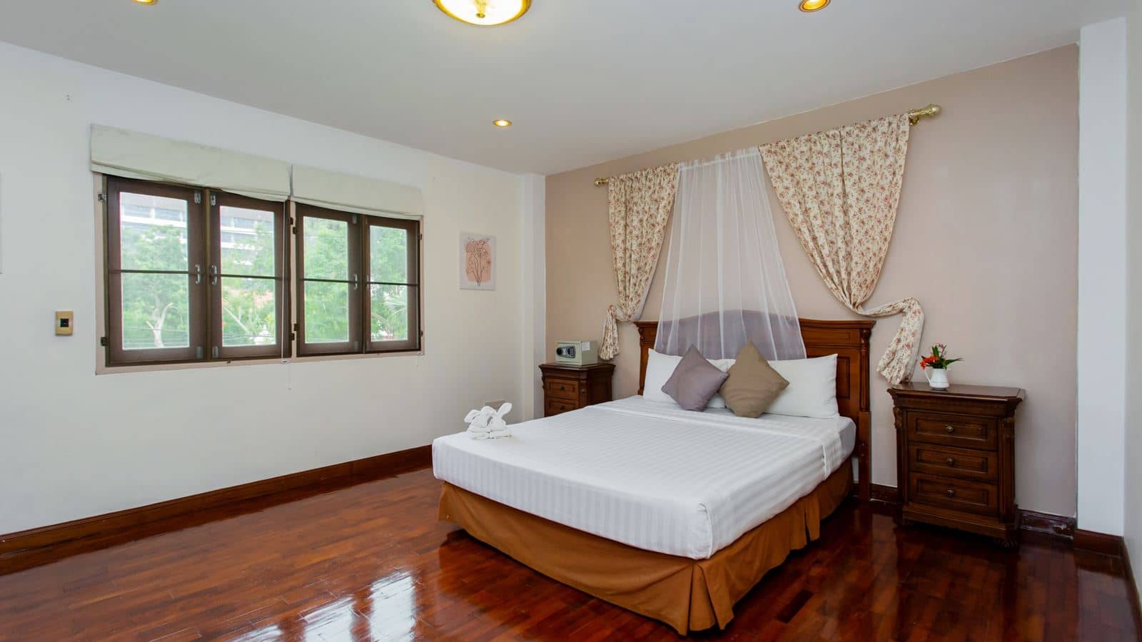 rooms-maloon-pool-villa--7-bedrooms-private-swimming-pool-and-western-style-kitchen