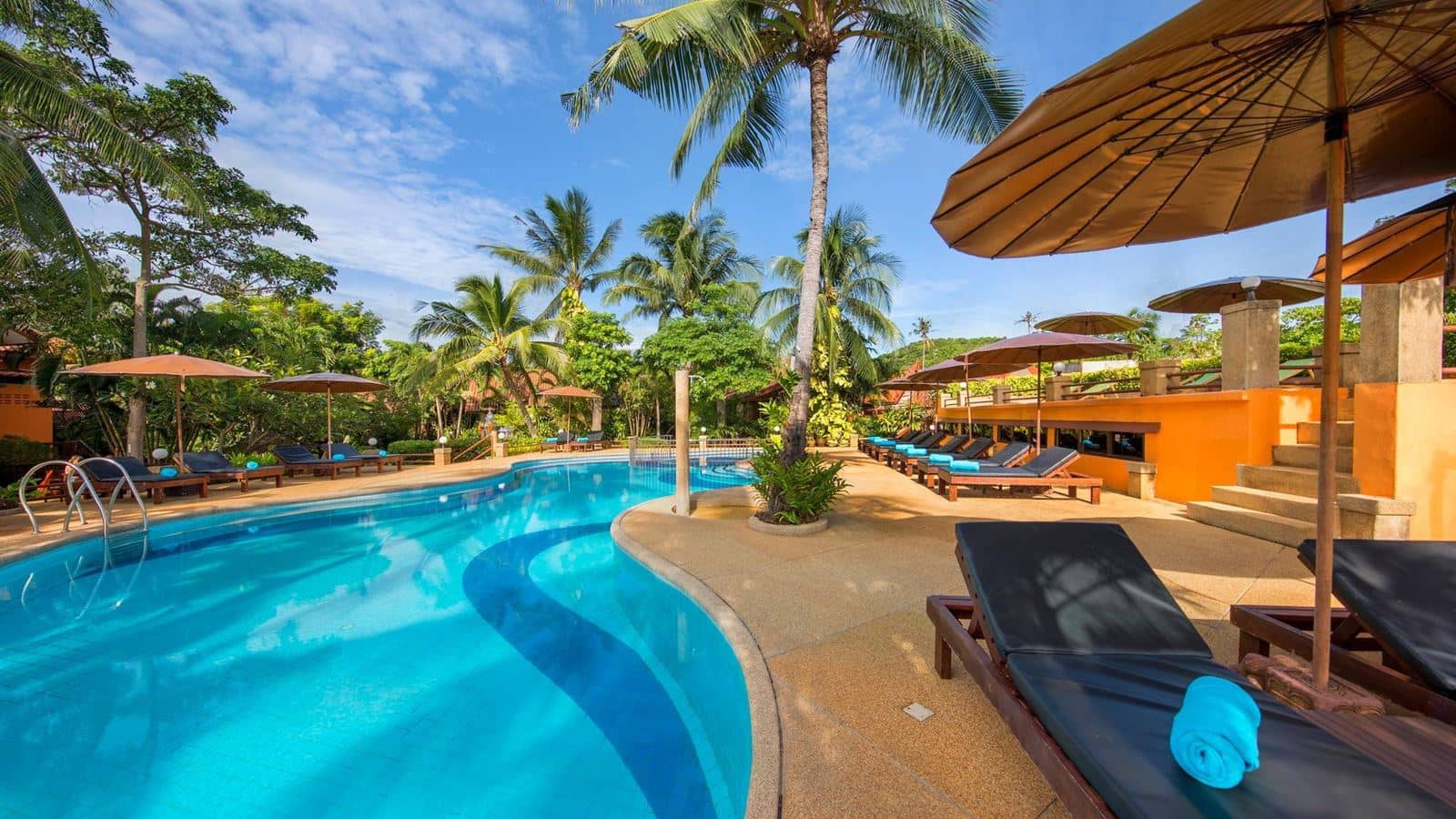 pools-outdoor-pool