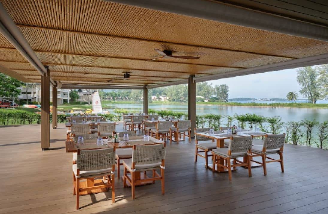 restaurants-poolside-restaurant-and-bar