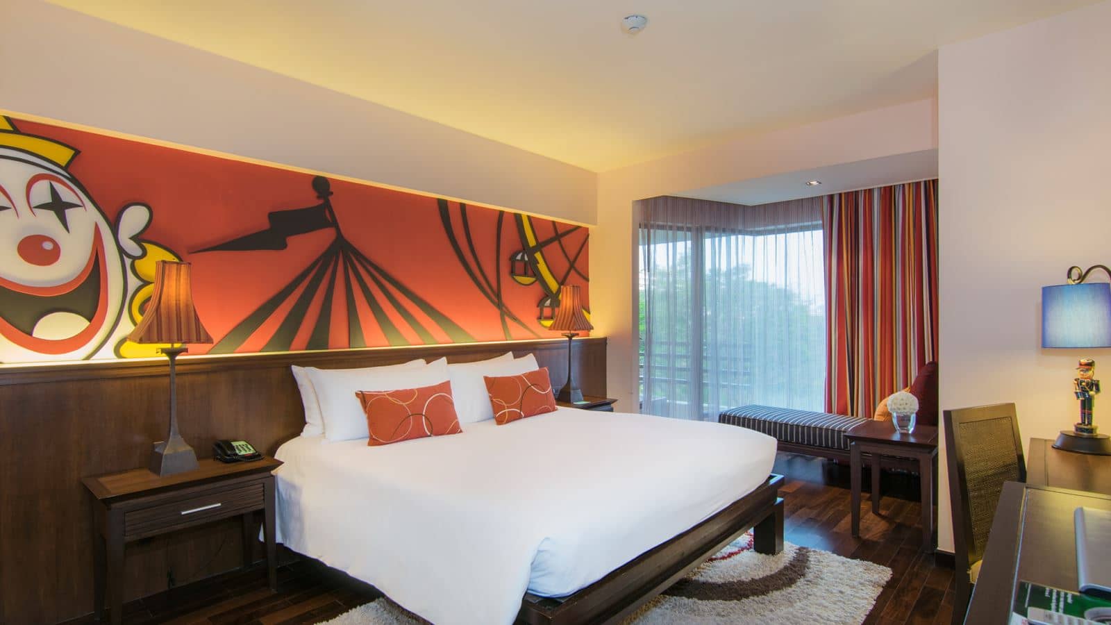 rooms-theme-suite