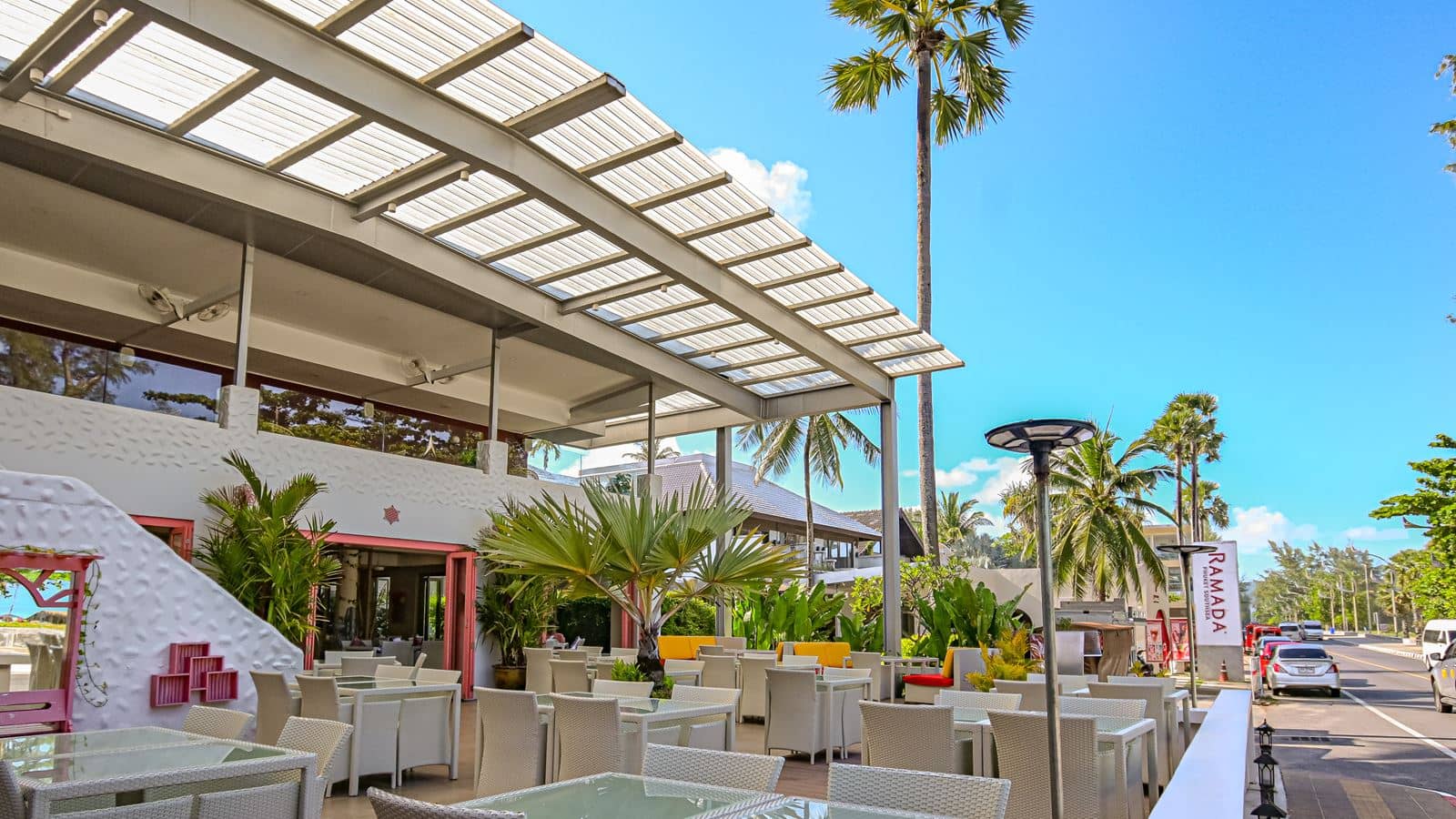 restaurants-morngtalay-restaurant-and-terrace-bar