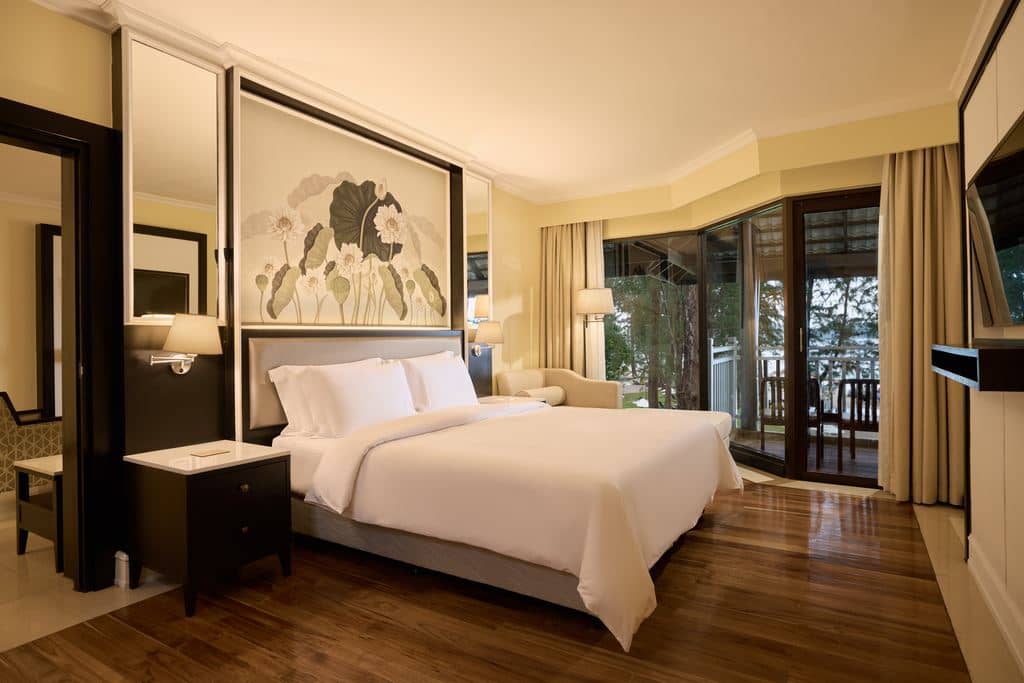 rooms-landmark-suite