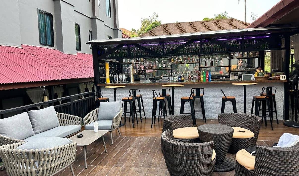 bars-main-bar