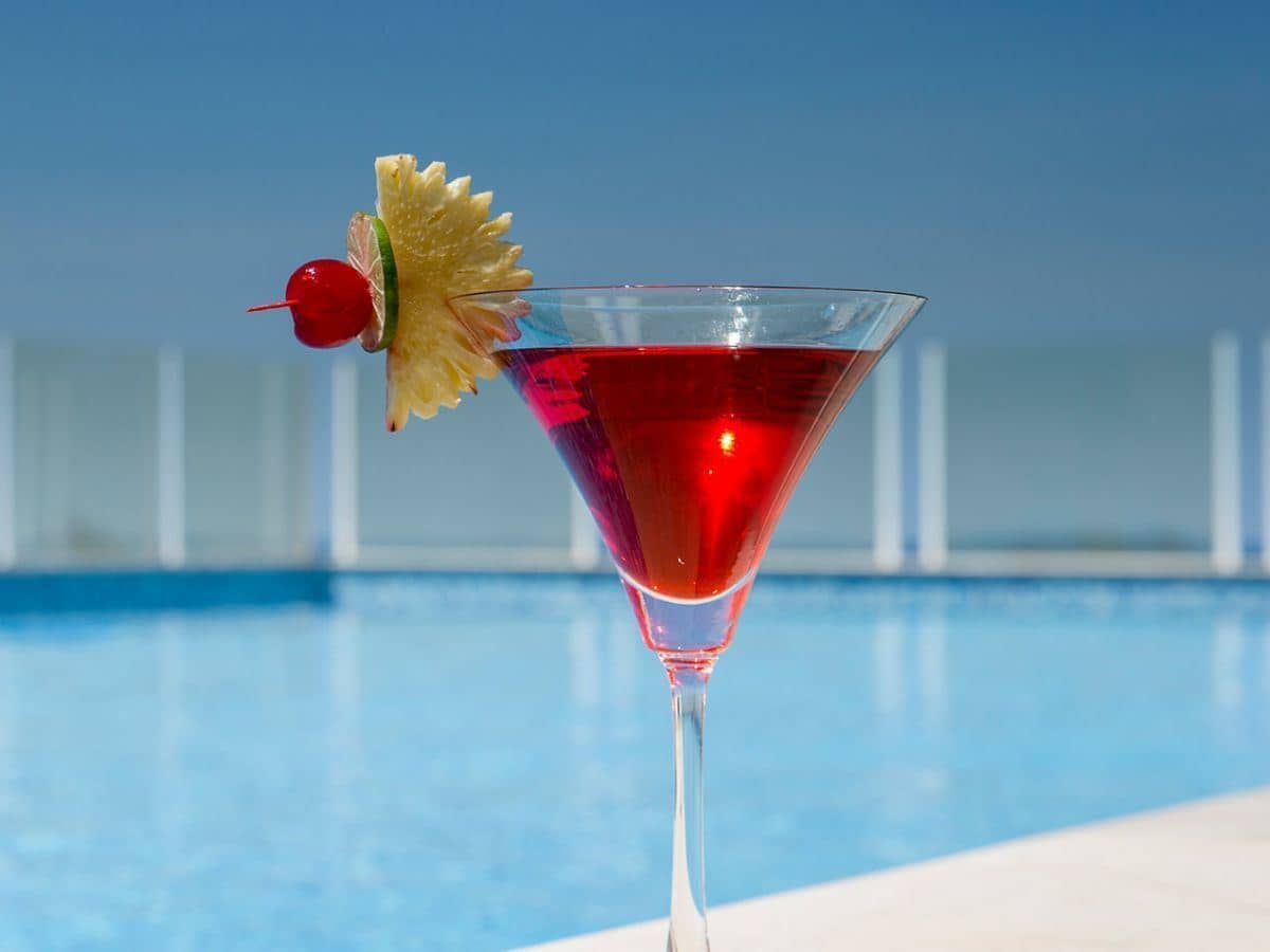 bars-tropical-lobby-lounge