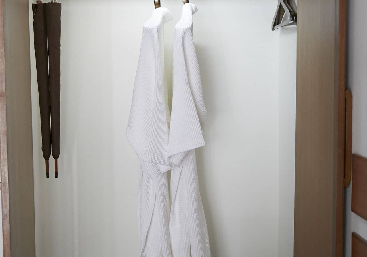 rooms-deluxe-room
